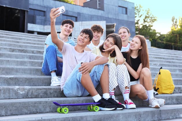 Expert mental health coaching guidance from experienced professionals helping young adults achieve wellness goals